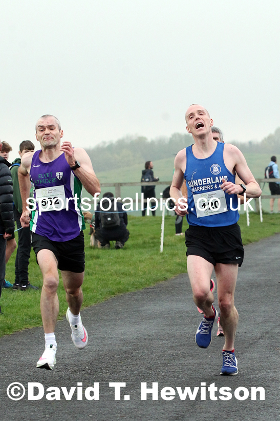 Senior Mens and Womens 2021 Heaton Memorial 10k Road Race, Town Moor, Newcastle. Photo: David T. Hewitson/Sports for All Pics